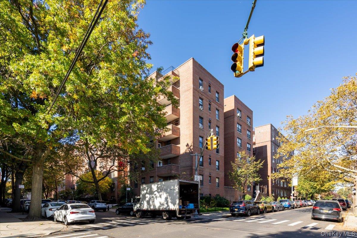 110-45 71st Road, Unit 6D Queens, NY 11375 - Photo 17 of 20 View of building exterior