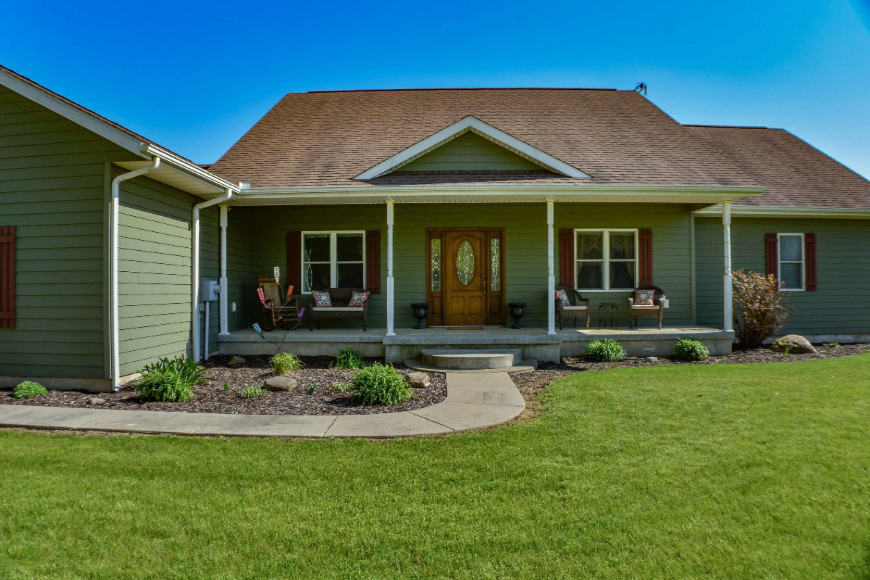 1005 Lukesport Road Quincy, MI 49082 - Photo 1 of 62 19 (1)