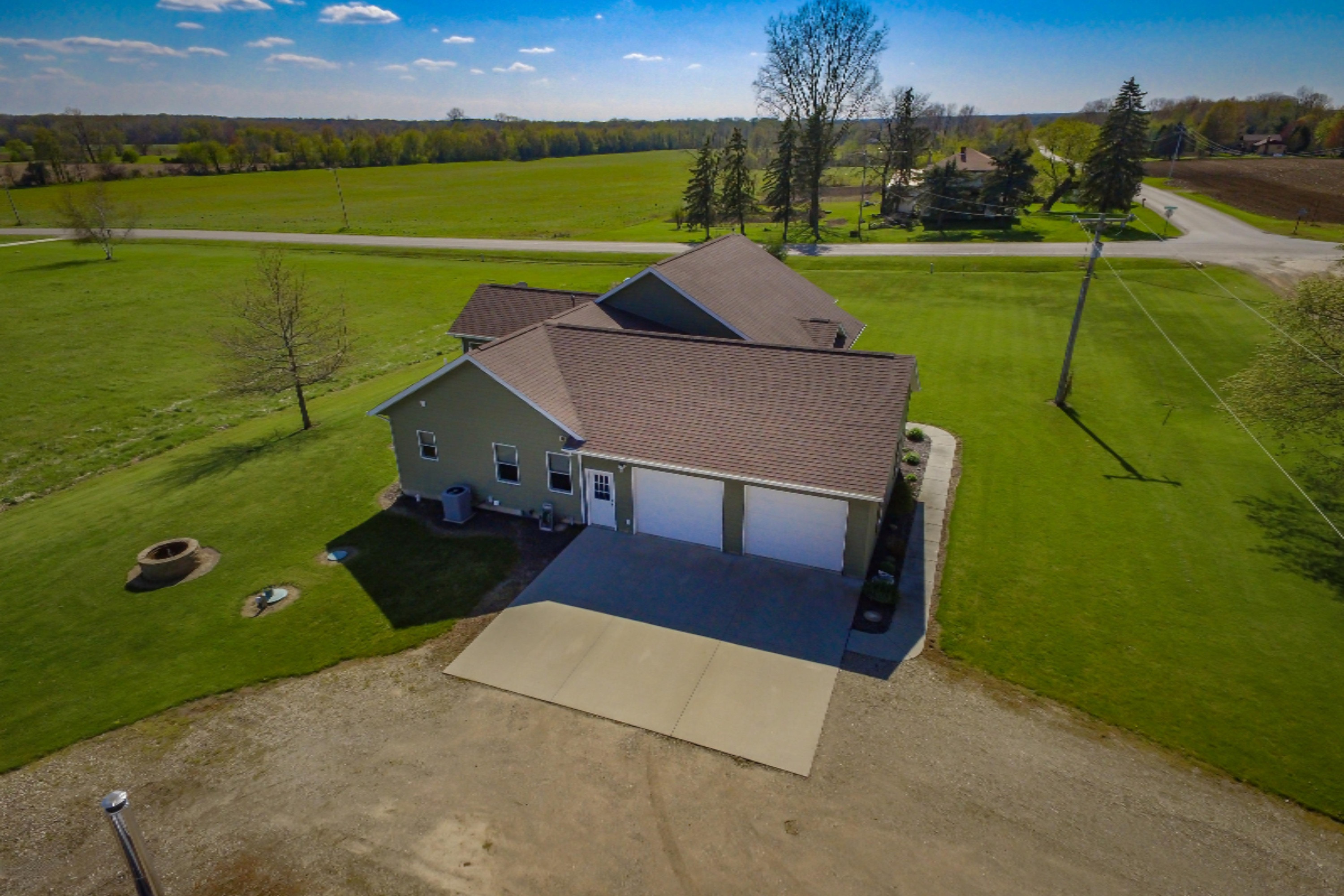 1005 Lukesport Road Quincy, MI 49082 - Photo 7 of 62 9 (1)