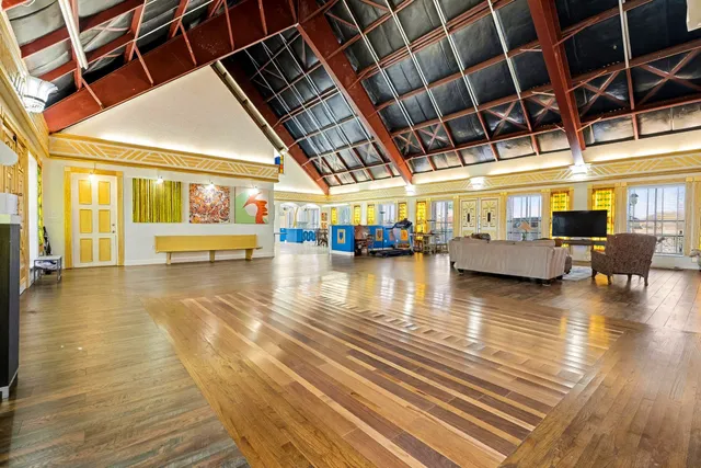 $2,400,000 | 1200 Davenport Parkway, Rosharon, TX 77583