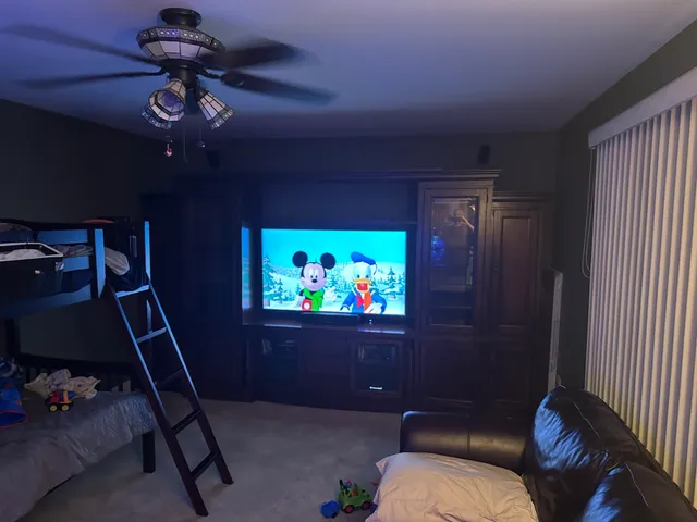 $2,350 | 716 Greenmeadow Court, Crystal Lake, IL 60014