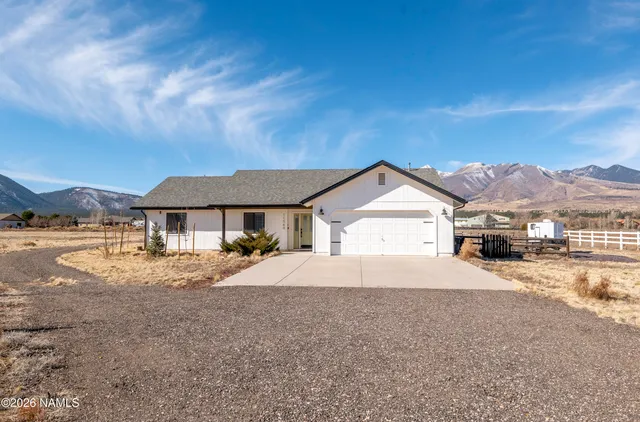 $730,000 | 11560 North Onika Lane, Flagstaff, AZ 86004