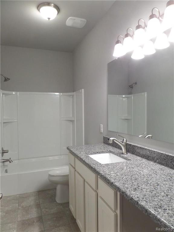 805 Balsam Circle Rochester Hills, MI 48307 - Photo 14 of 20