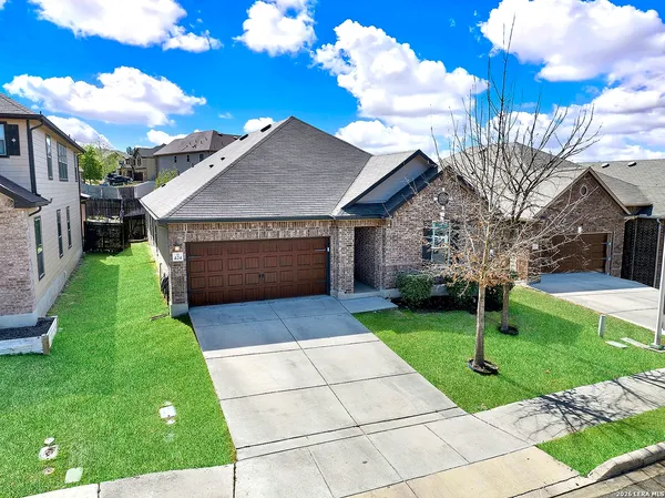 $350,000 | 424 Landmark Falls, Cibolo, TX 78108