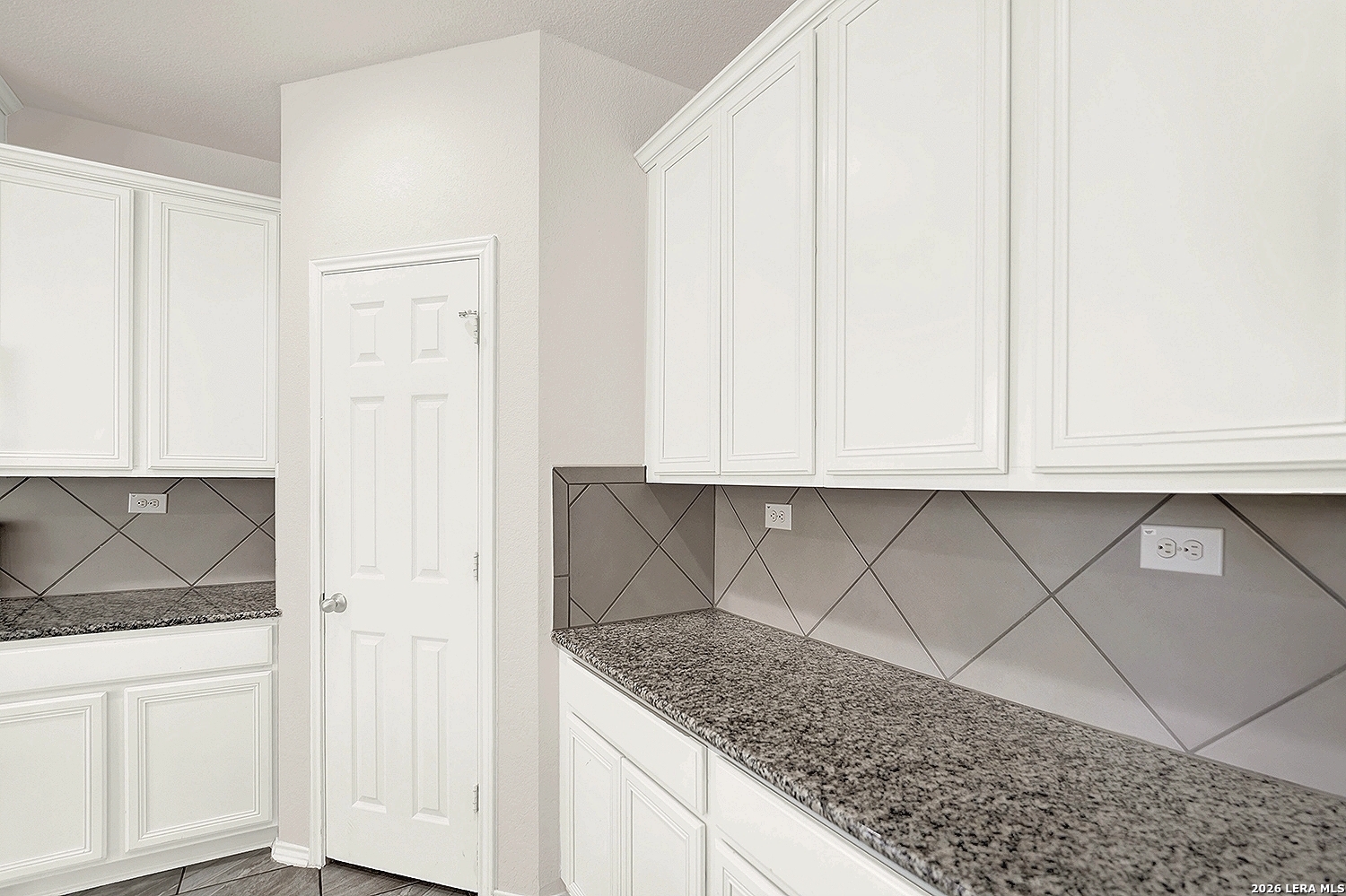 424 Landmark Falls Cibolo, TX 78108 - Photo 5 of 33