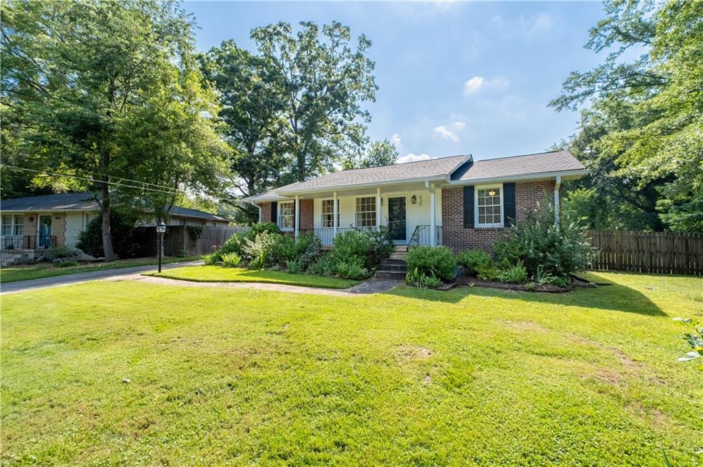 835 Alberson Court Decatur, GA 30033 - Photo 6 of 51