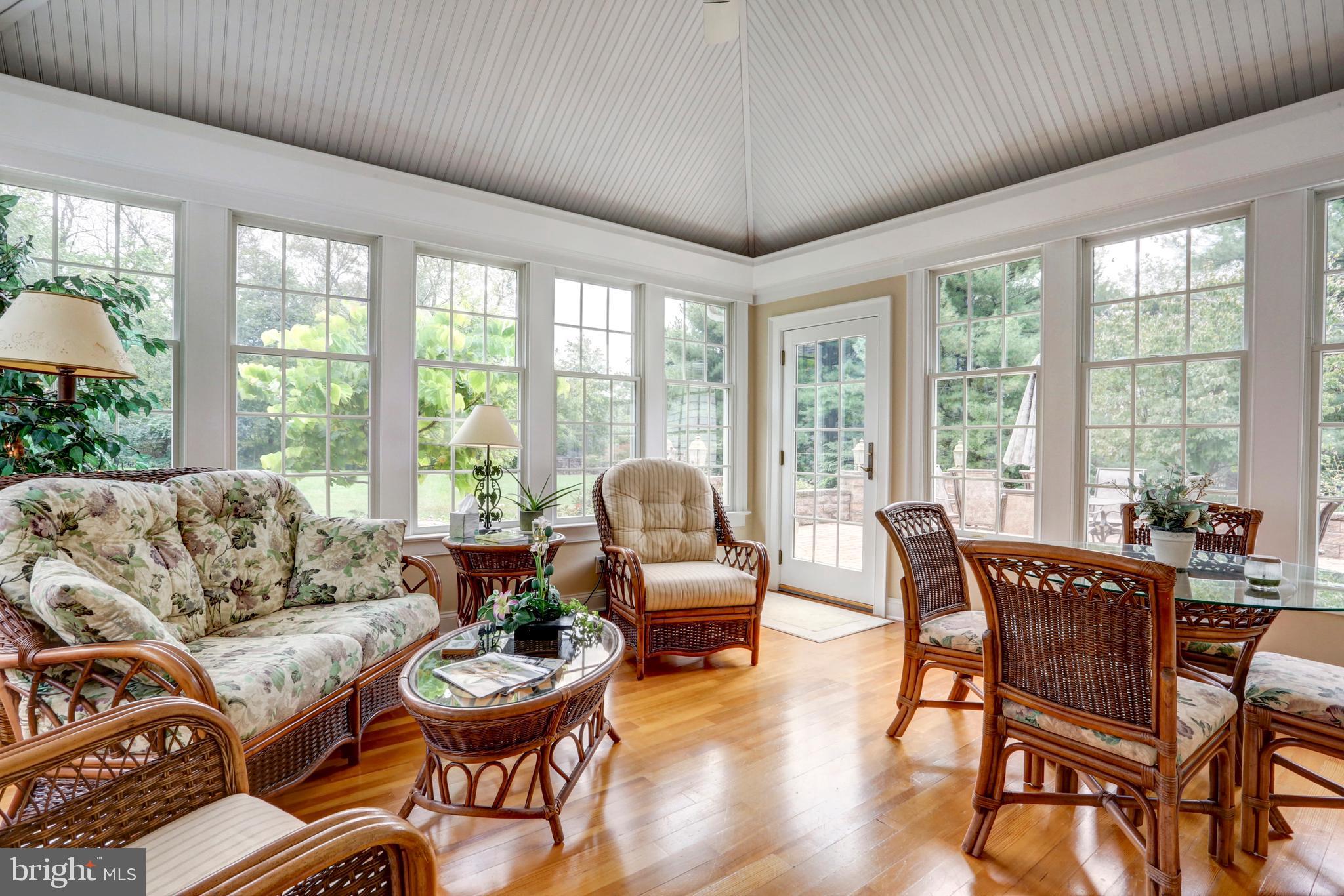 800 Willow Road Lancaster, PA 17601 - Photo 13 of 55 Sun Room
