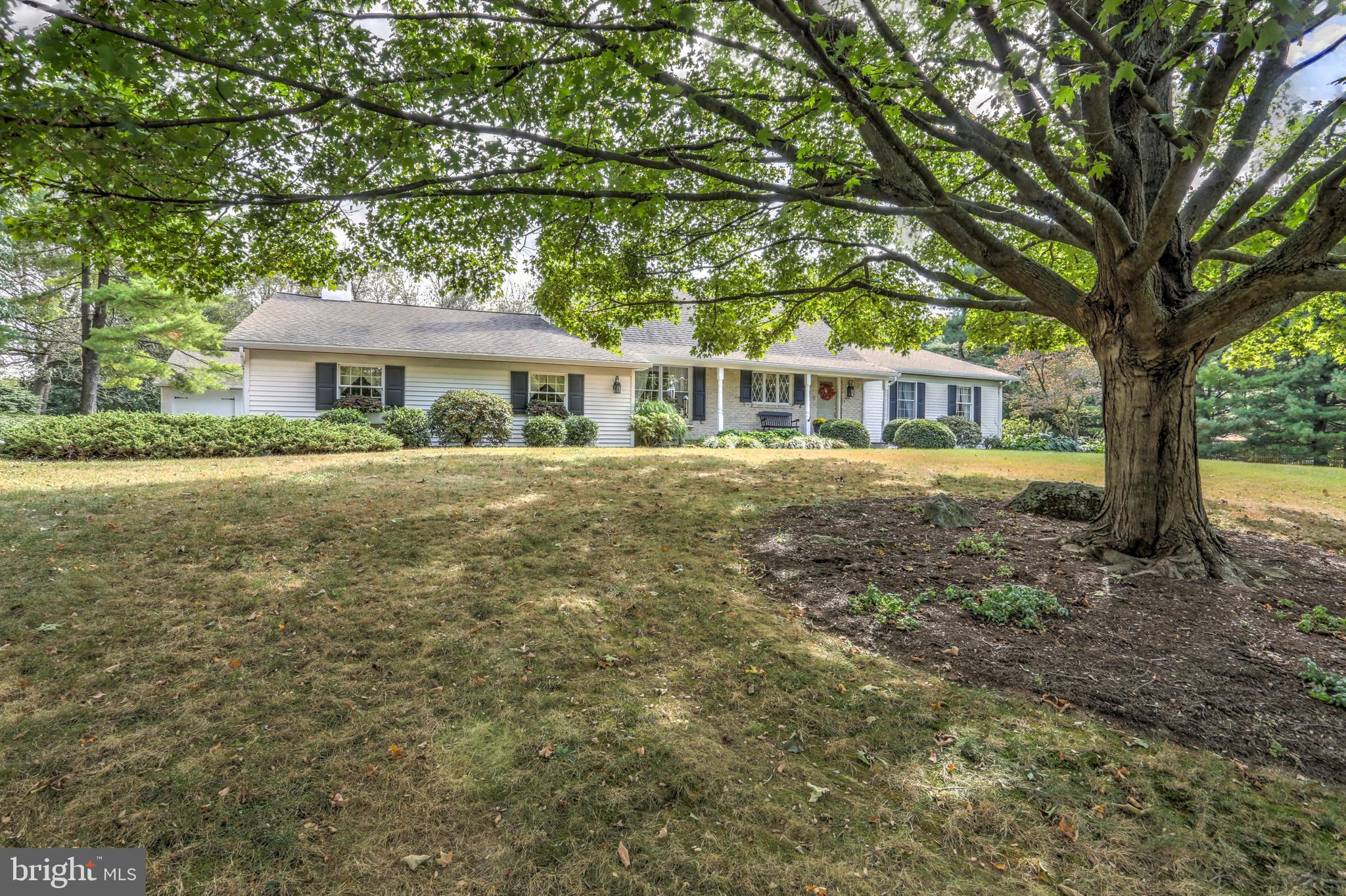 800 Willow Road Lancaster, PA 17601 - Photo 3 of 55 Front Exterior