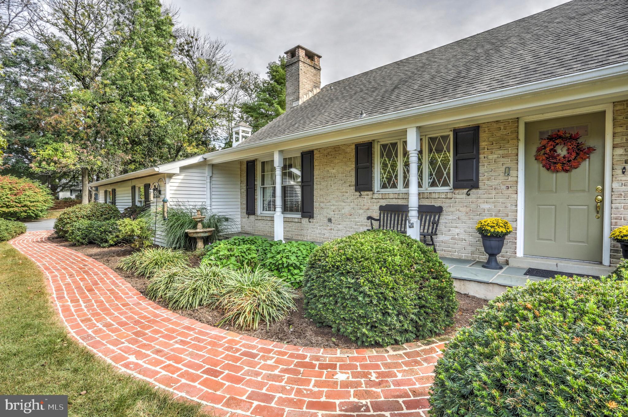 800 Willow Road Lancaster, PA 17601 - Photo 4 of 55 Front Exterior