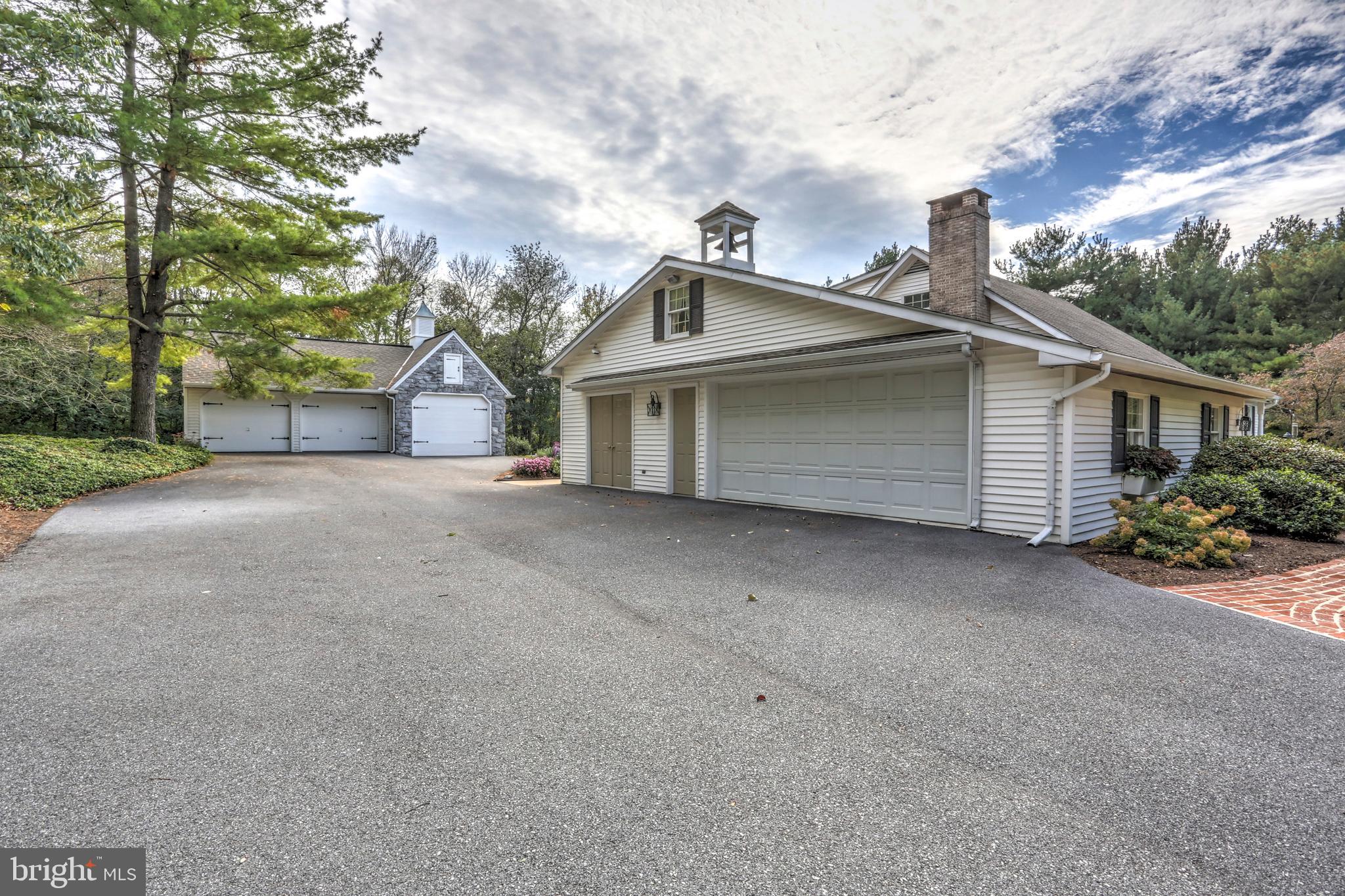 800 Willow Road Lancaster, PA 17601 - Photo 47 of 55 Garage