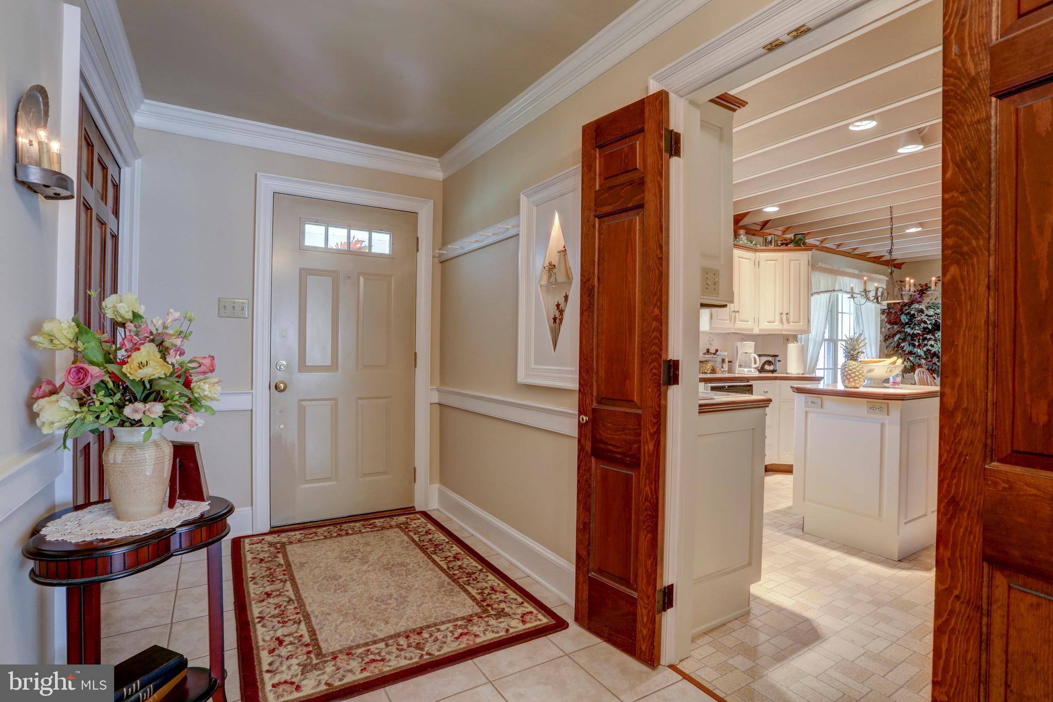 800 Willow Road Lancaster, PA 17601 - Photo 6 of 55 Foyer