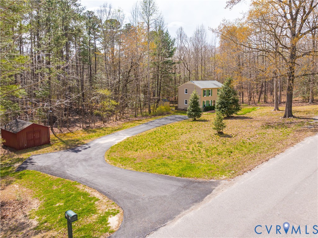 501 Rustic Drive Carson, VA 23830 - Photo 3 of 49