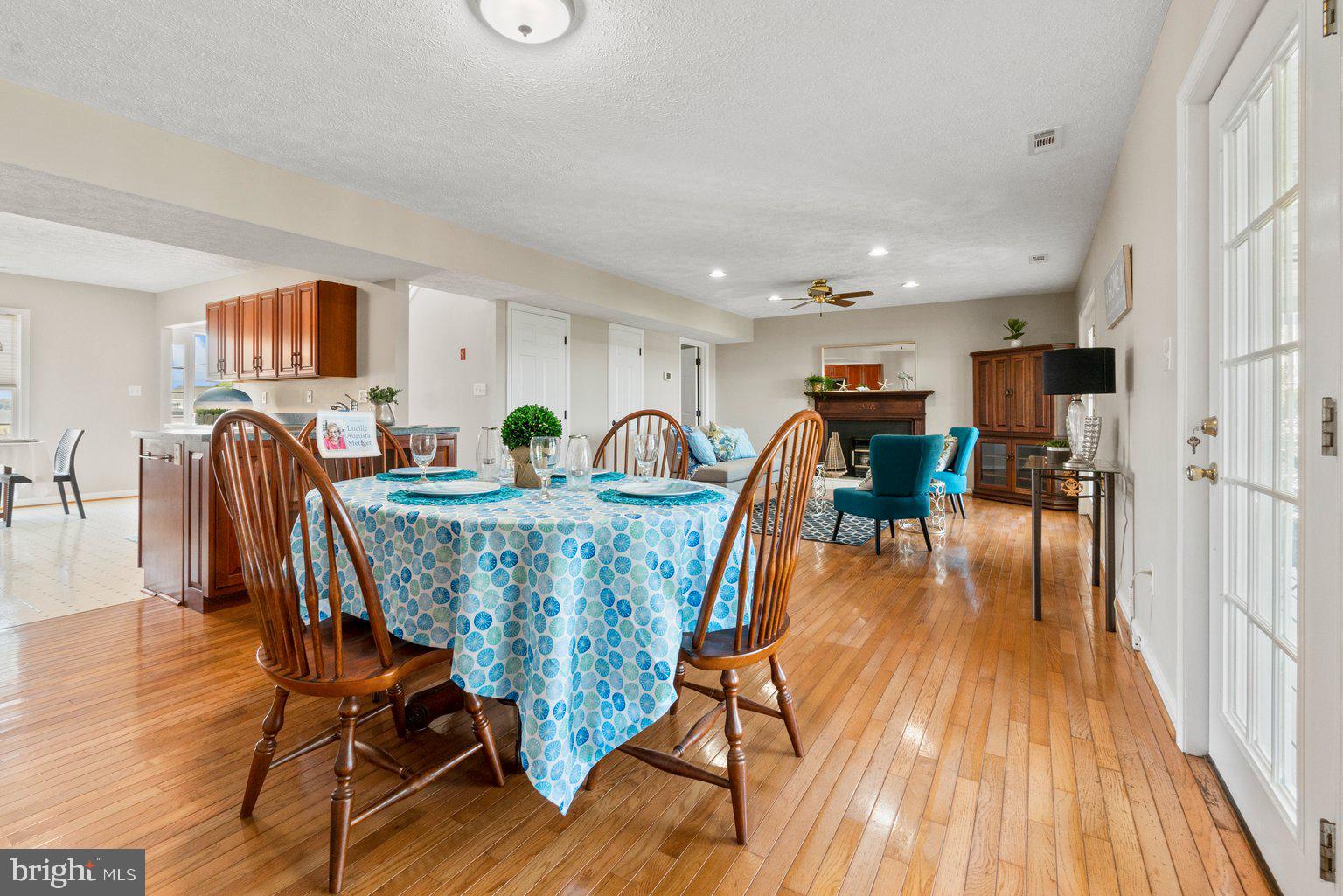 9205 Cuckold Point Road Sparrows Point, MD 21219 - Photo 8 of 47 Dining Area