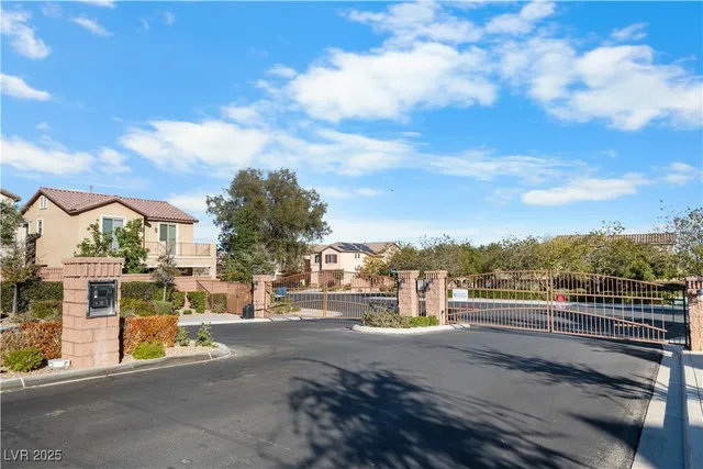 $2,395 | 10059 Lady Apple Drive, Las Vegas, NV 89148