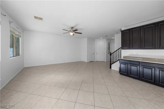 $2,395 | 10059 Lady Apple Drive, Las Vegas, NV 89148