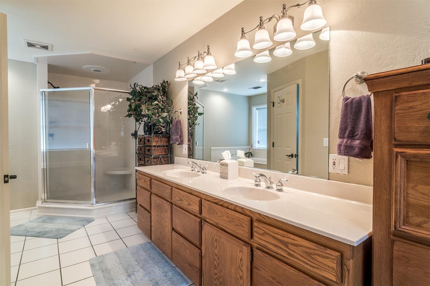 1208 Gibbon Road Central Point, OR 97502 - Photo 10 of 35 Additional Photo