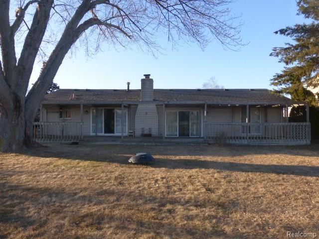 7287 Riverside Drive Algonac, MI 48001 - Photo 10 of 39 P1030398.JPG