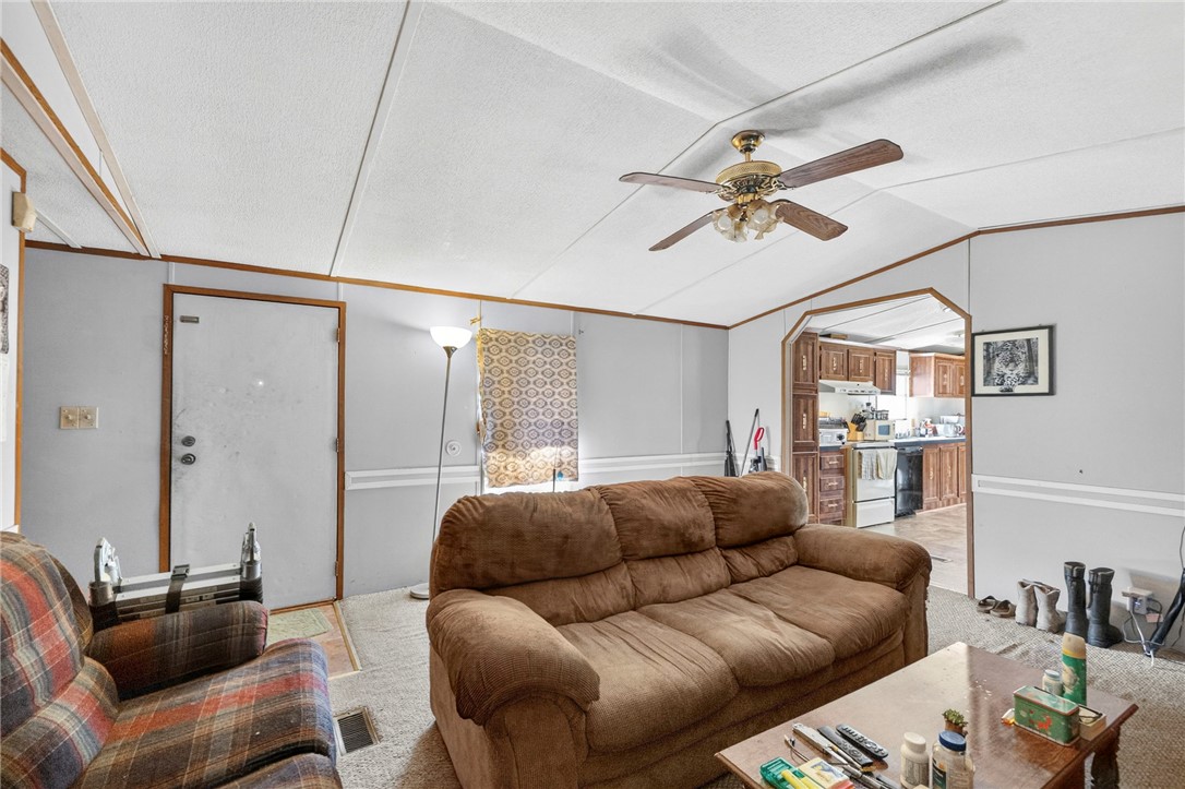 807 Cheddar Road Belton, SC 29627 - Photo 36 of 49