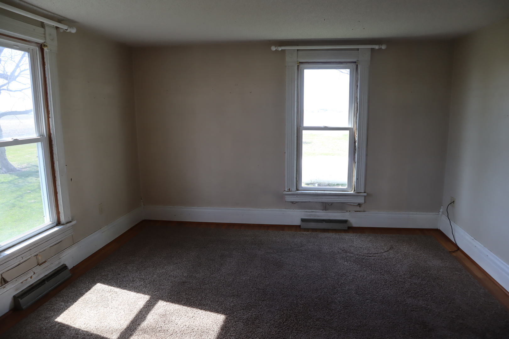 203 Eakle Road Deer Grove, IL 61243 - Photo 12 of 18 Gallery Image 12