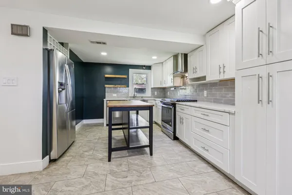 $3,200 | 3802 Folsome Court, Woodbridge, VA 22193