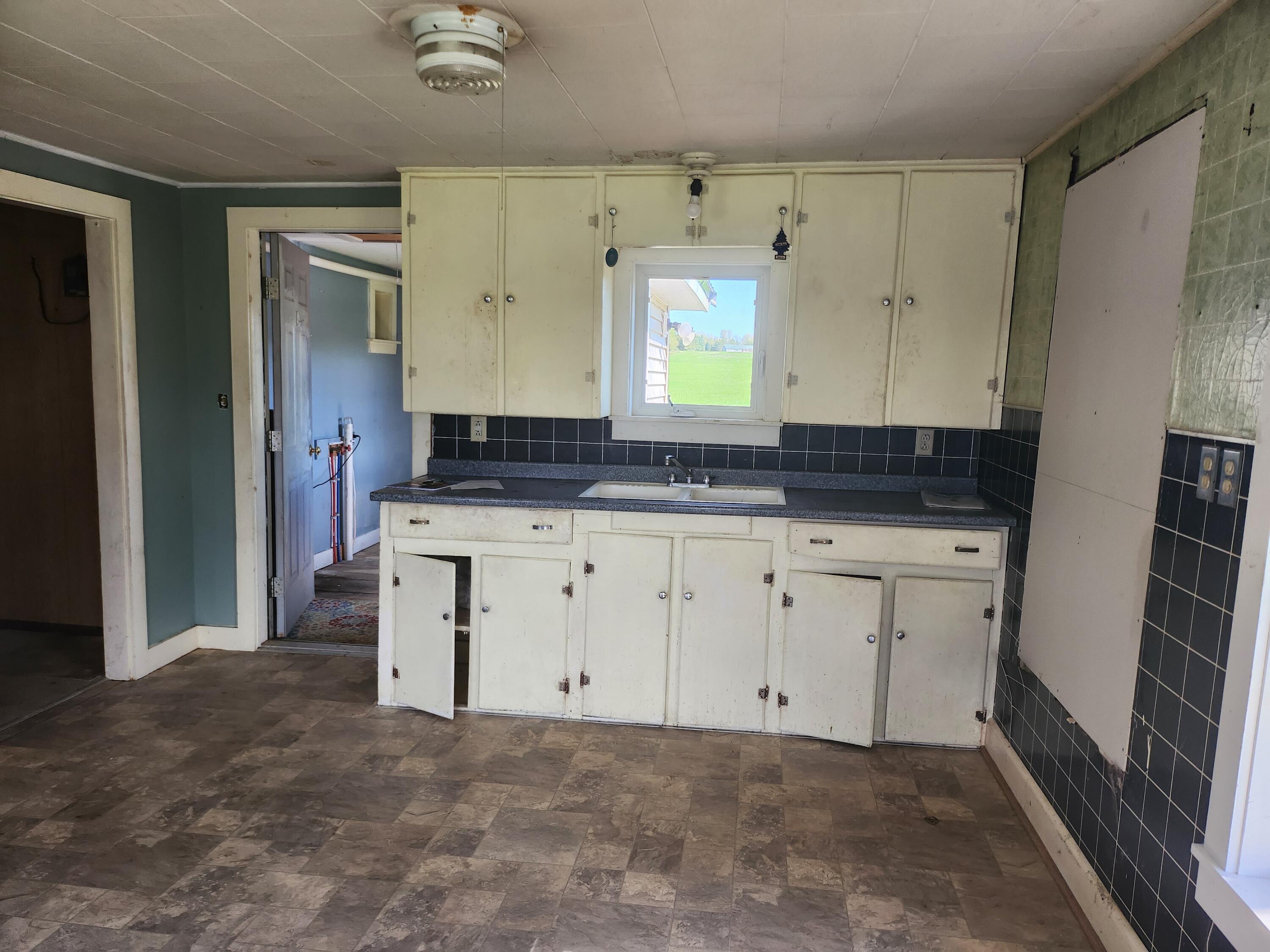 22 Badgerboro Road Palmyra, ME 04965 - Photo 21 of 24 20230507_095400