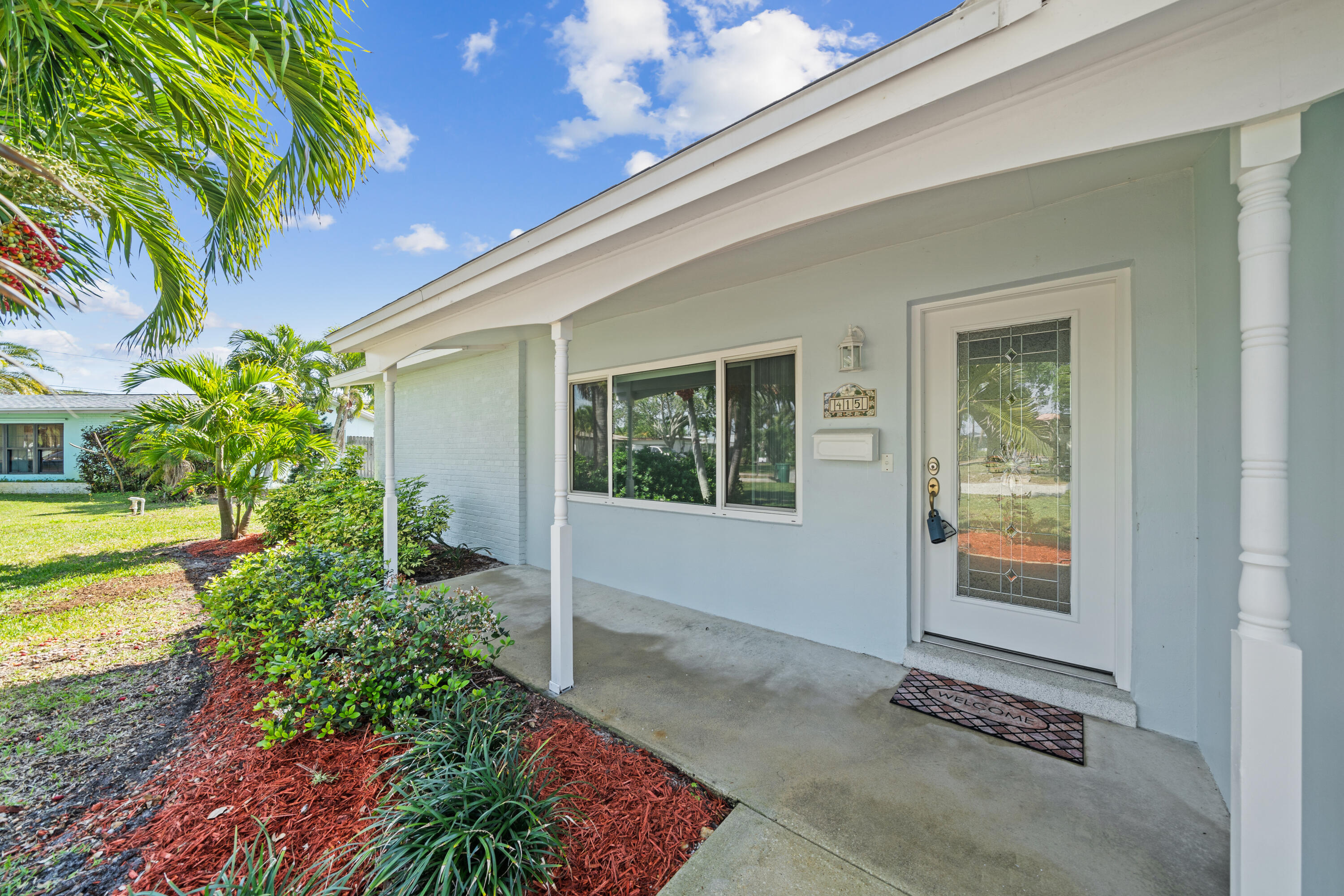 415 Rosedale Drive Satellite Beach, FL 32937 - Photo 5 of 52 a house with a outdoor space