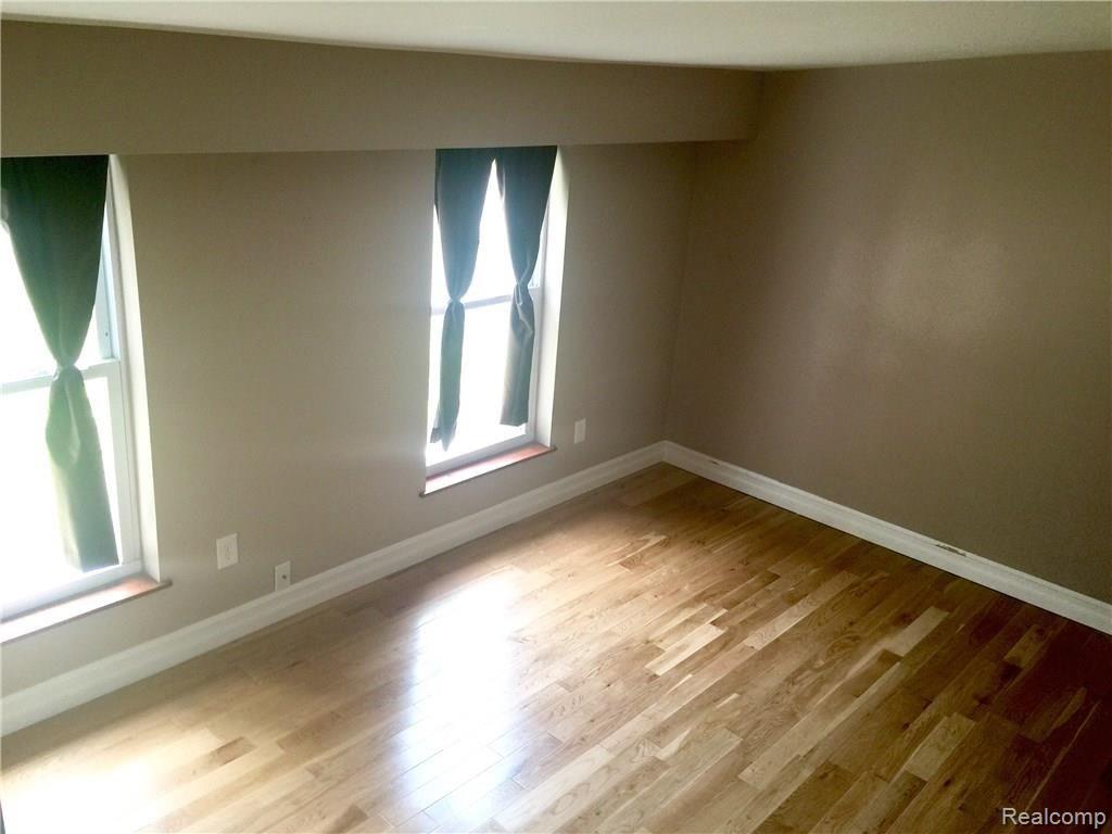3255 South Adams Road Rochester, MI 48309 - Photo 22 of 34 image.jpg