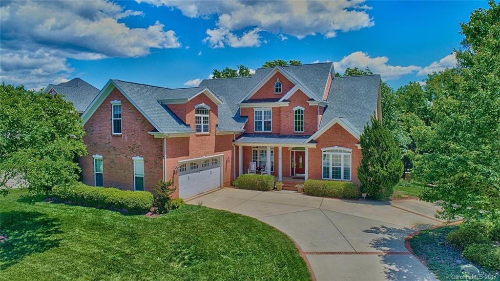 310 Chancelot Lane Fort Mill, SC 29708 - Photo 1 of 23 Gallery Image 1