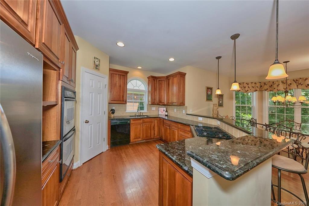310 Chancelot Lane Fort Mill, SC 29708 - Photo 5 of 23 Gallery Image 5