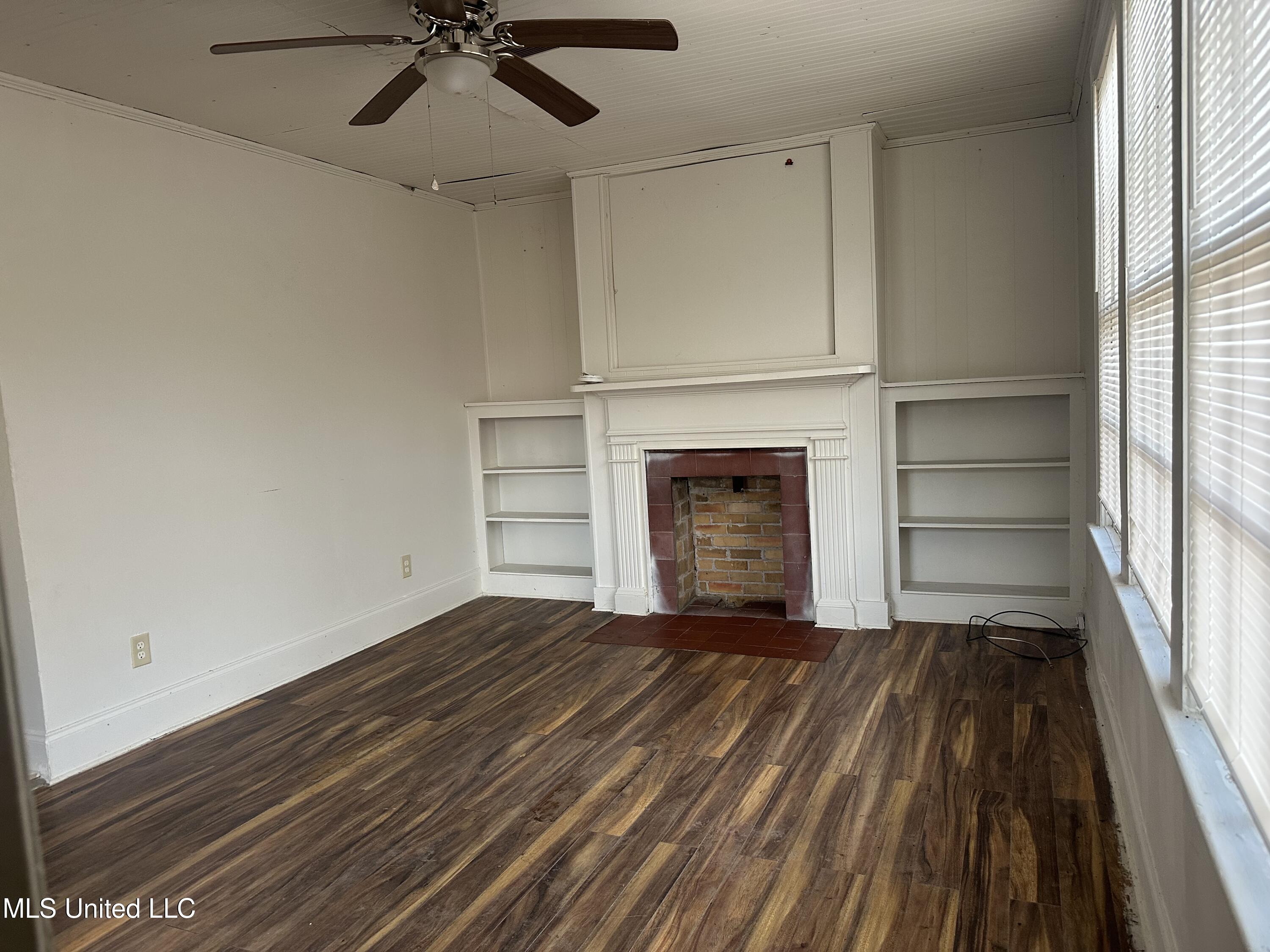 4413 Dixie Drive Jackson, MS 39209 - Photo 6 of 43 IMG_7927