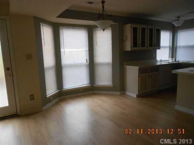 9609 Marshbrooke Road Matthews, NC 28105 - Photo 4 of 10 Gallery Image 4