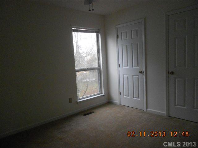 9609 Marshbrooke Road Matthews, NC 28105 - Photo 5 of 10 Gallery Image 5