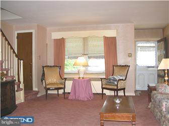 640 Briarcliff Road Upper Darby, PA 19082 - Photo 4 of 6