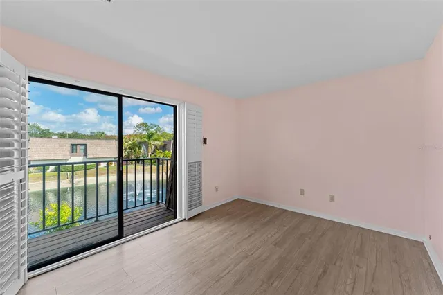 $244,900 | 15233 West Pond Woods Drive, Unit 404, Tampa, FL 33618