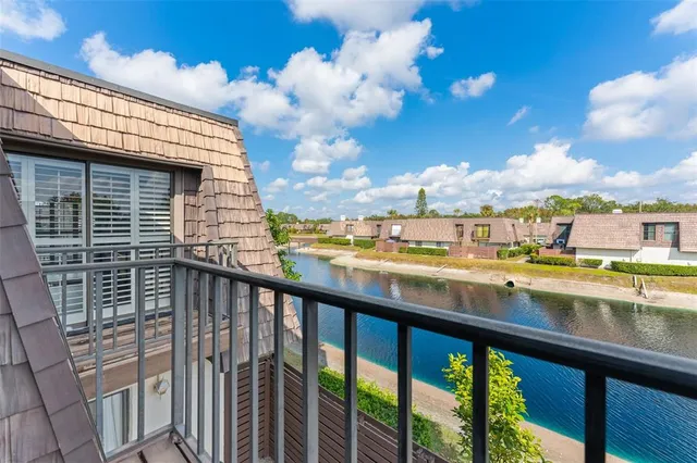 $244,900 | 15233 West Pond Woods Drive, Unit 404, Tampa, FL 33618