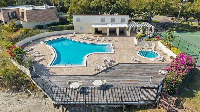 $244,900 | 15233 West Pond Woods Drive, Unit 404, Tampa, FL 33618