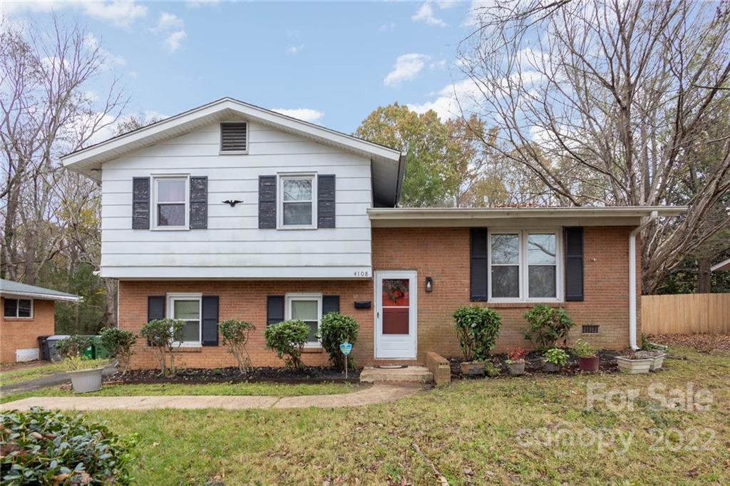 4108 Colebrook Road Charlotte, NC 28215 - Photo 1 of 32 Gallery Image 1