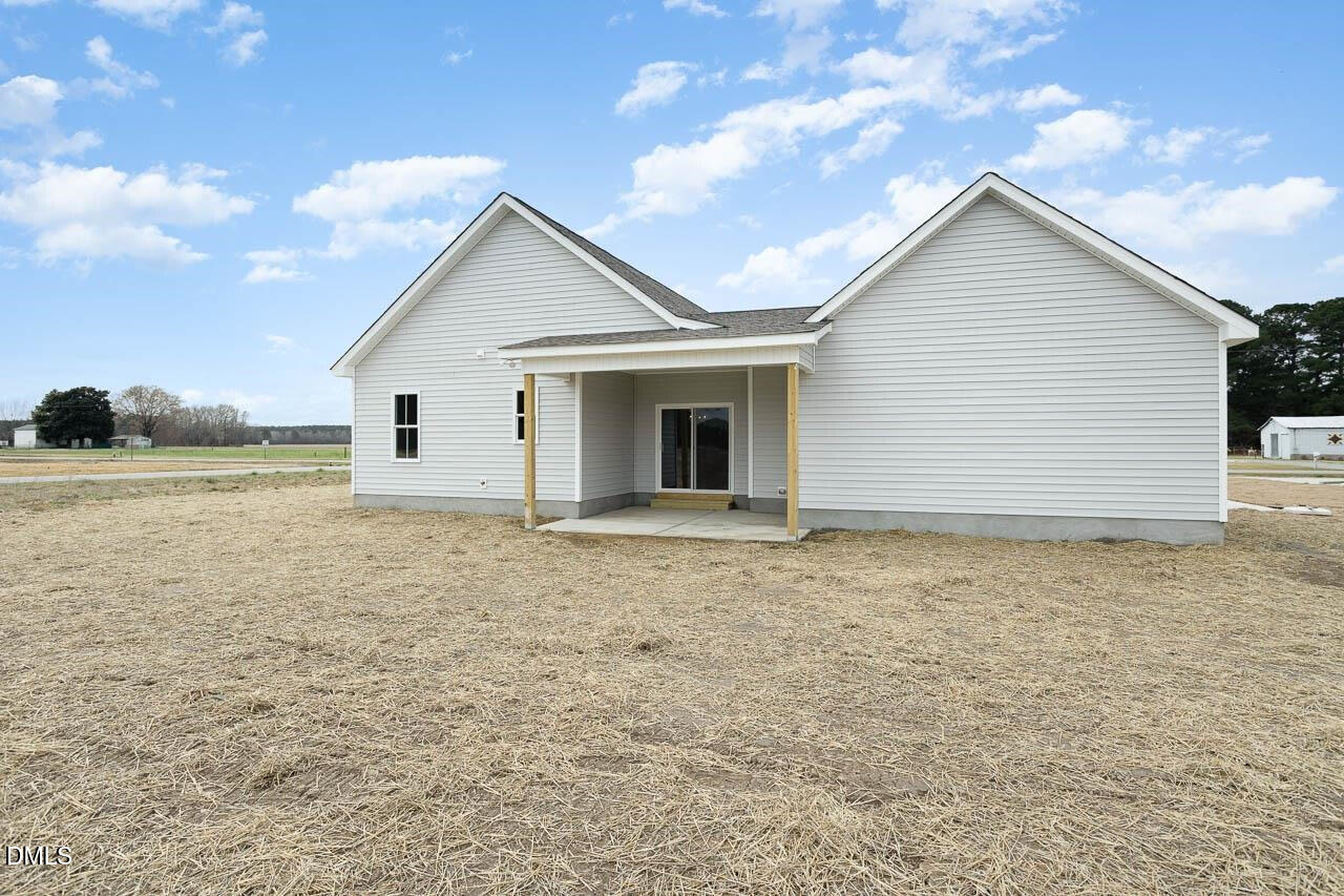 424 Davis Mill Road Selma, NC 27576 - Photo 4 of 10 2434513_13_3