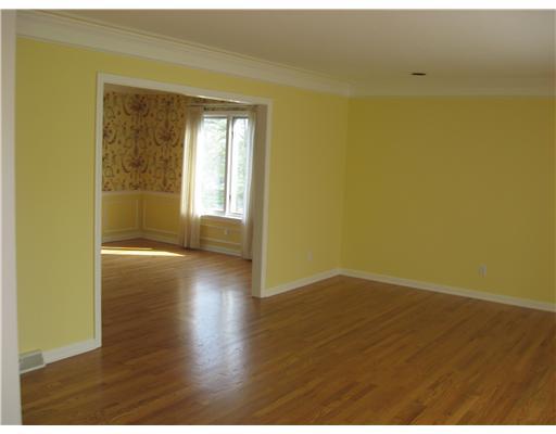 153 Shadow Ridge Drive Pittsburgh, PA 15238 - Photo 2 of 18 Living Room. LIVNG ROOM OPENING TO DINING ROOM