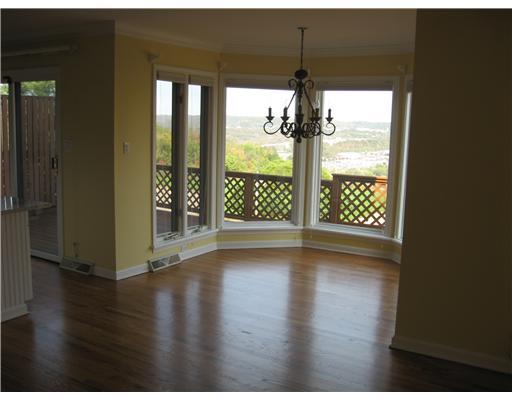 153 Shadow Ridge Drive Pittsburgh, PA 15238 - Photo 8 of 18 Kitchen. BRFK NOOK WITH SPECTACULAR VIEW OF RIVER