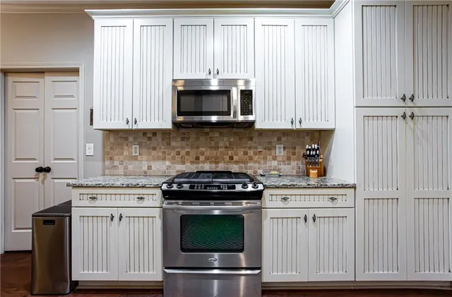 $769,900 | 4010 Rockingham Drive, Roswell, GA 30075