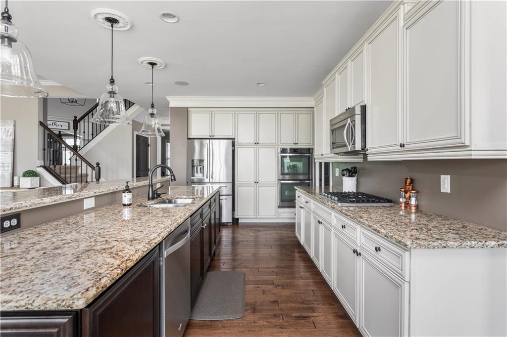 3838 Pelham Road Carmel, IN 46074 - Photo 16 of 47 Gallery Image 16
