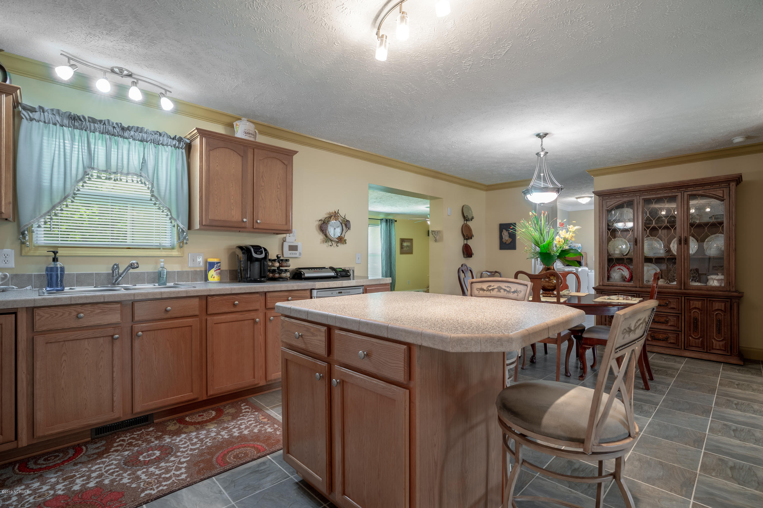 291 Colonial Landing Road Southeast Bolivia, NC 28422 - Photo 6 of 31 Kitchen