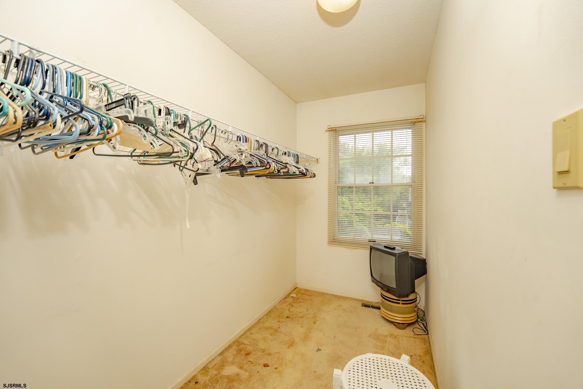 19 Clipper Court Atlantic City, NJ 08401 - Photo 12 of 53 a bathroom with a shower