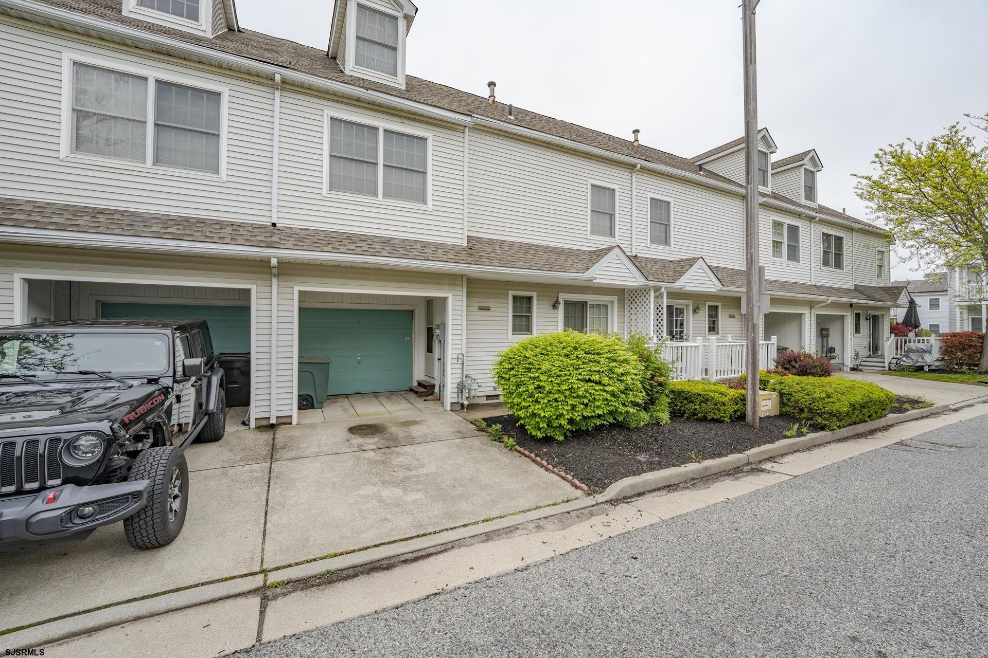 19 Clipper Court Atlantic City, NJ 08401 - Photo 31 of 53 a view of multiple house