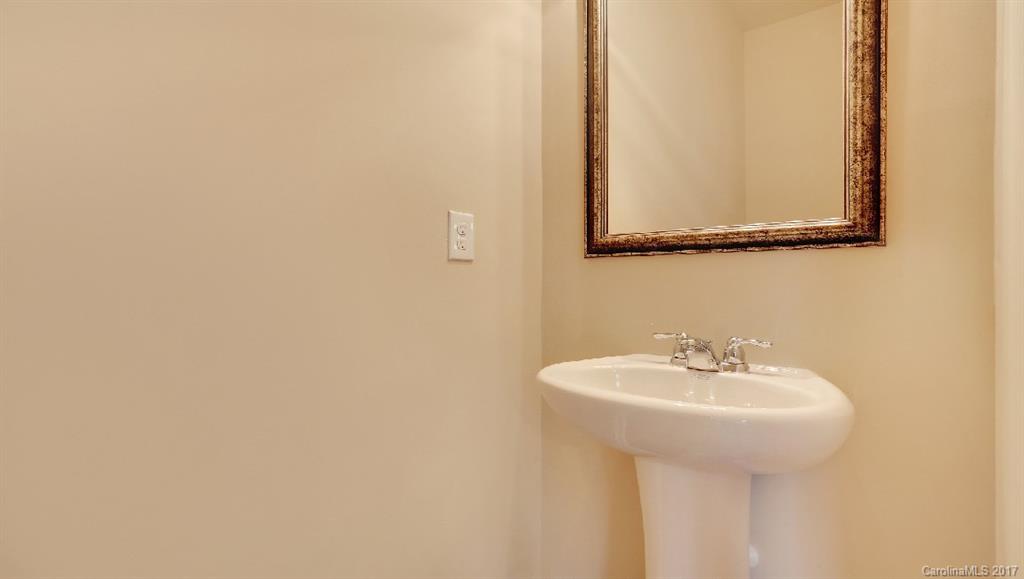 10013 Perth Moor Road, Unit 260 Charlotte, NC 28278 - Photo 12 of 23 Gallery Image 12