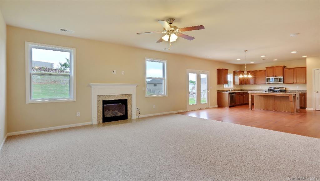 10013 Perth Moor Road, Unit 260 Charlotte, NC 28278 - Photo 4 of 23 Gallery Image 4
