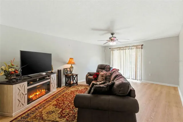 $215,000 | 37548 Daliha Terrace, Zephyrhills, FL 33542