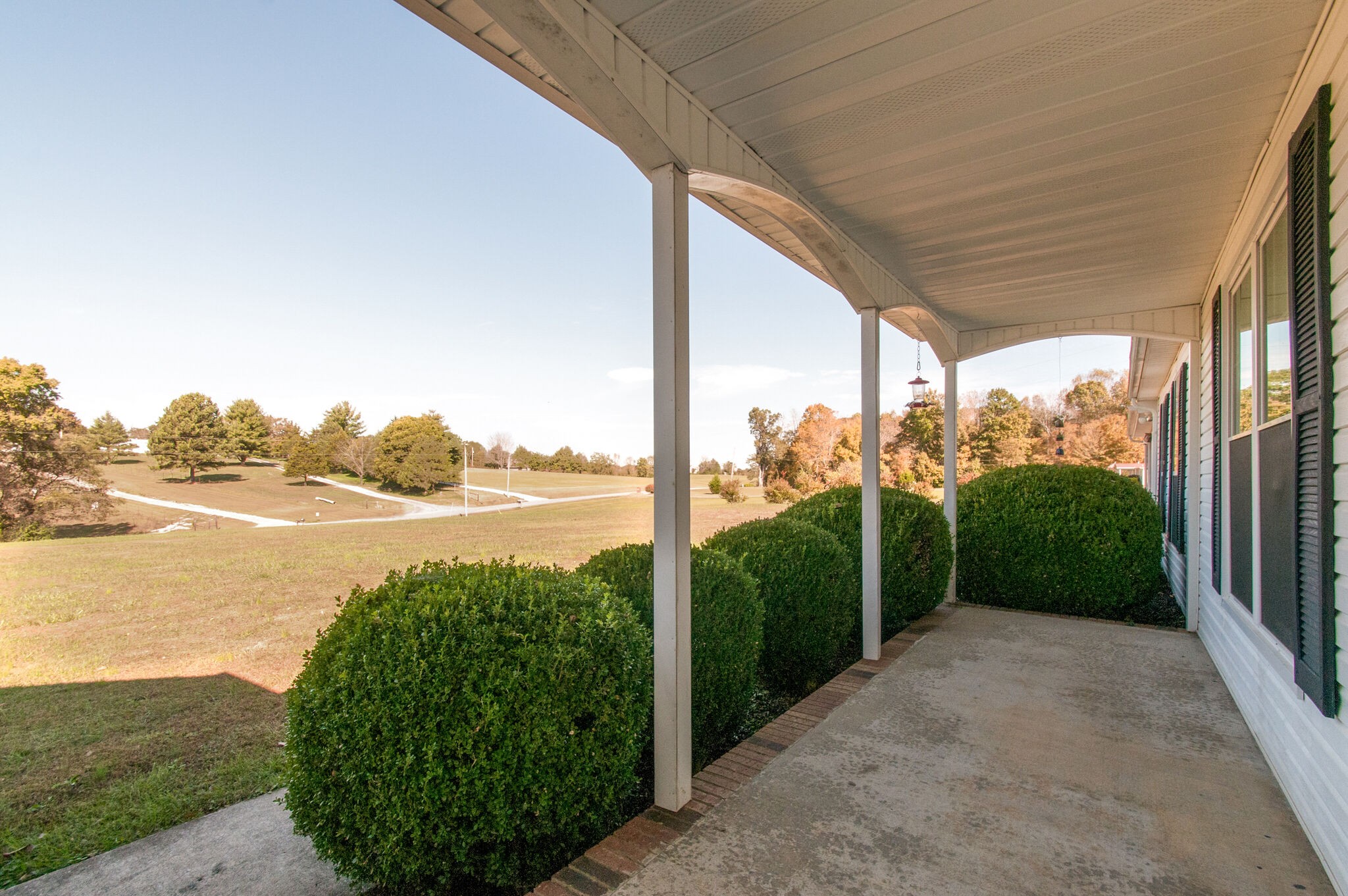 1757 Willow Branch Road Dickson, TN 37055 - Photo 4 of 31 Gallery Image 4