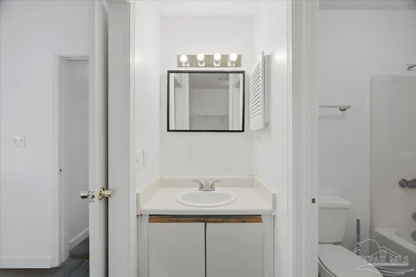 $149,900 | 601 East Burgess Road, Unit C6, Pensacola, FL 32504